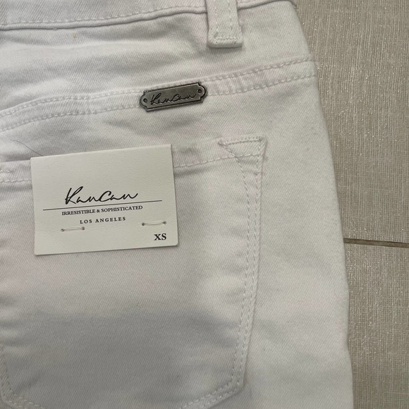 White Kancan Denim mini Skirt Distressed Size XS New With Tags - Picture 5 of 13